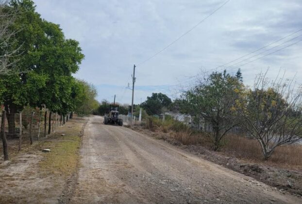 Gobierno de Beto Granados fortalece accesos y movilidad en ejidos El Moquetito y Rancho El Quijano